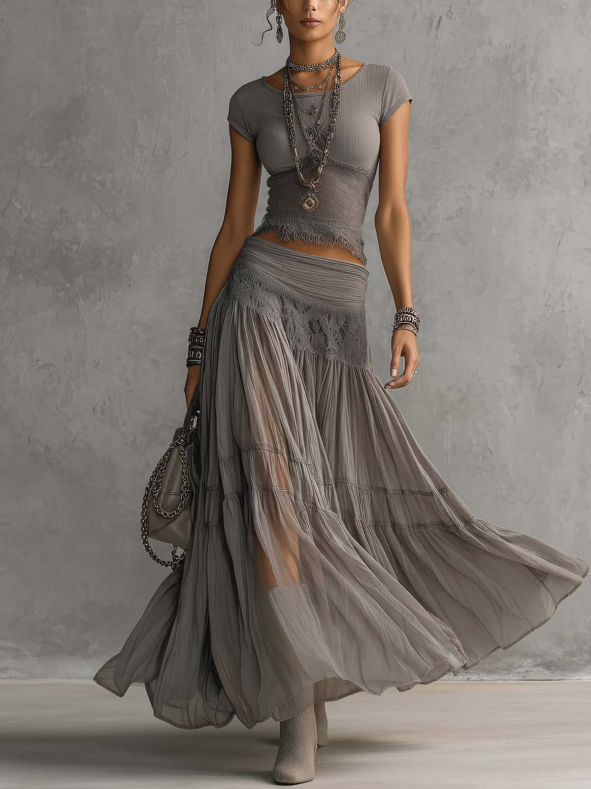 Alondra™ | Conjunto gris de top de encaje transparente y falda maxi plisada