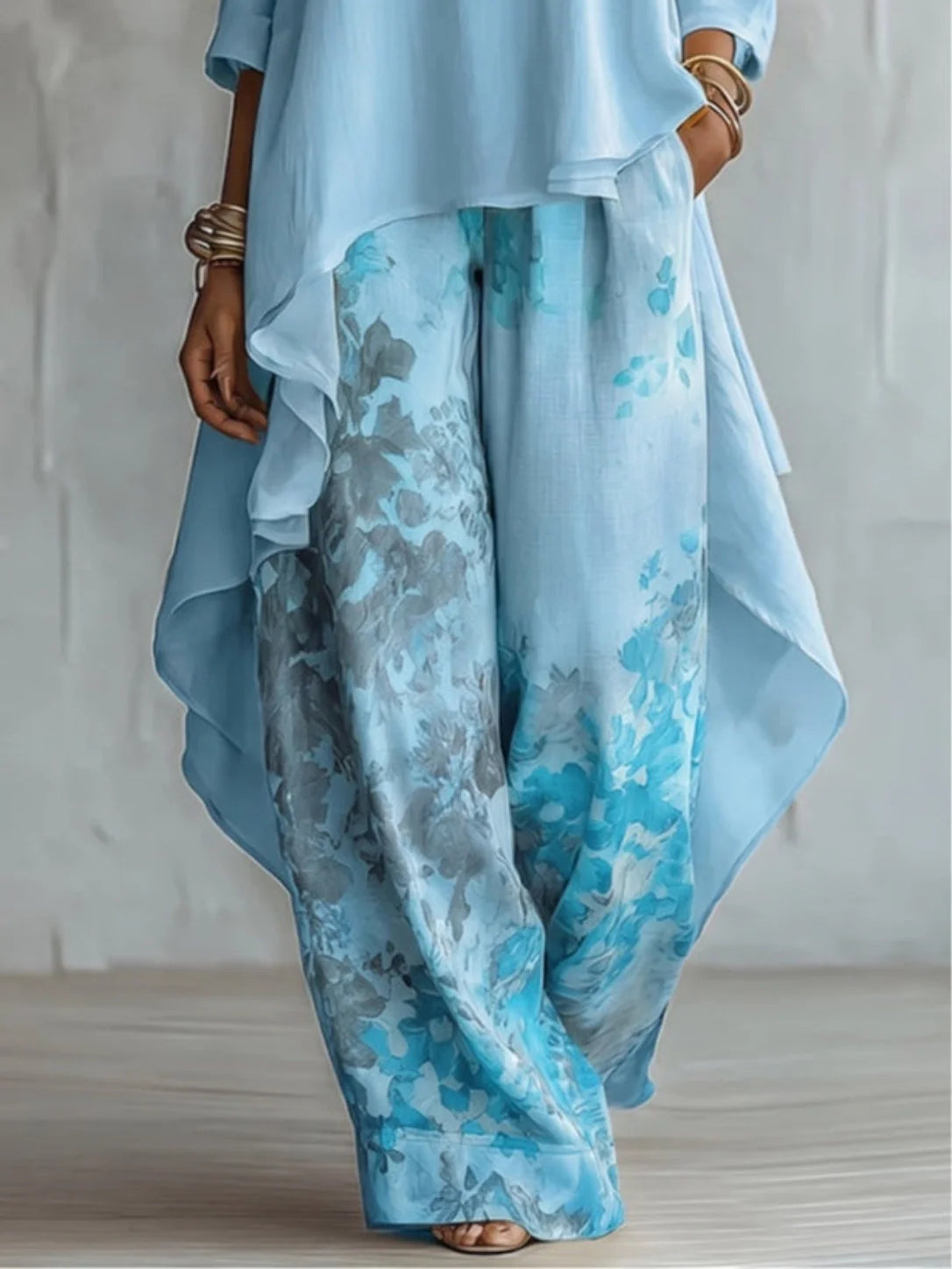 Gabriela™ | Conjunto Fluido Asimétrico Floral