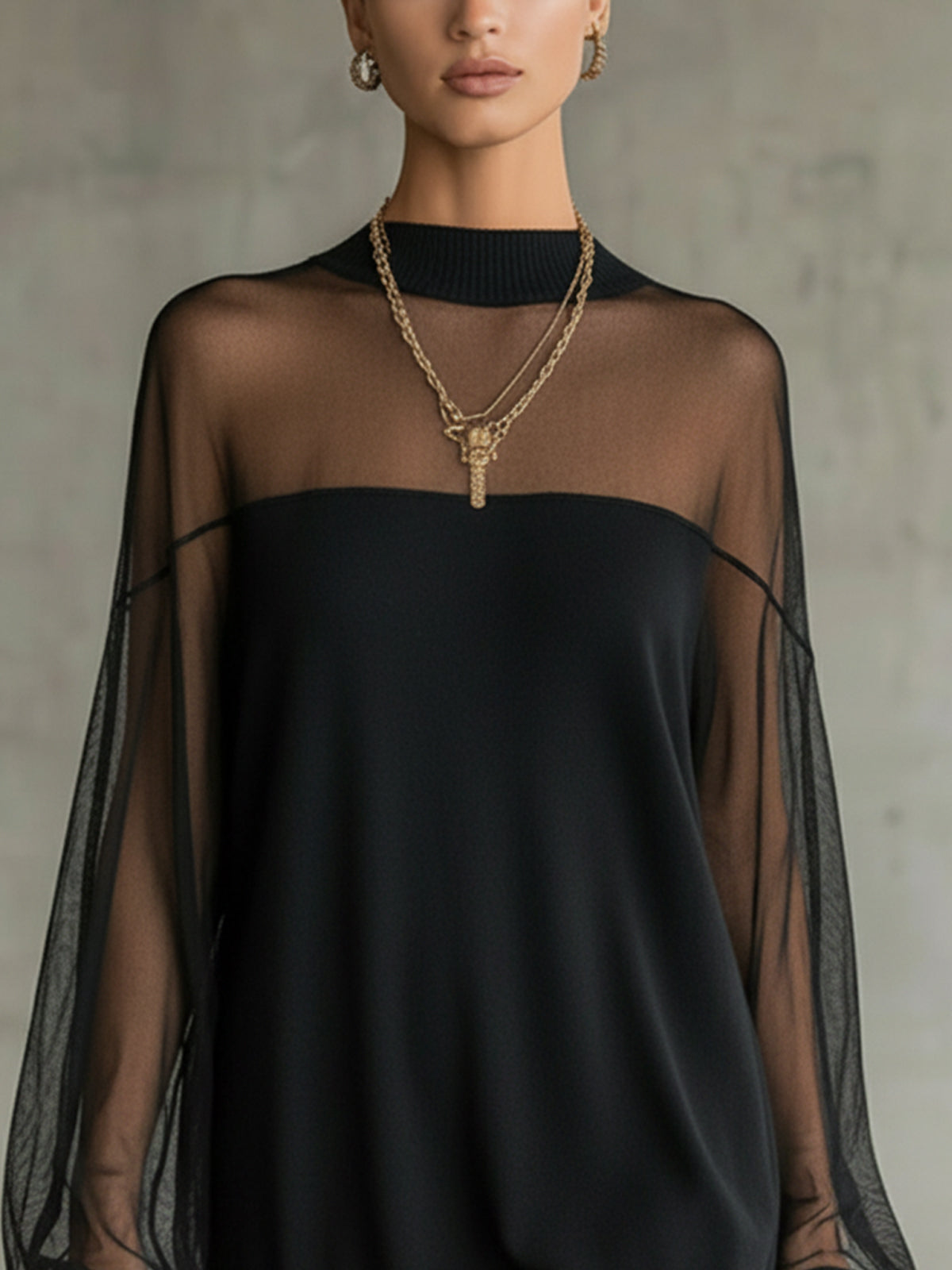 Amparo™ | Vestido Mini Elegante Negro con Mangas de Malla
